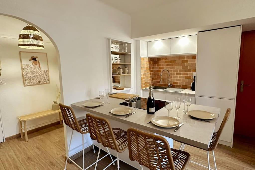 Chez Joan, Apt De Standing, 4 Prs, A 300M Des Plages Antibes Exterior foto